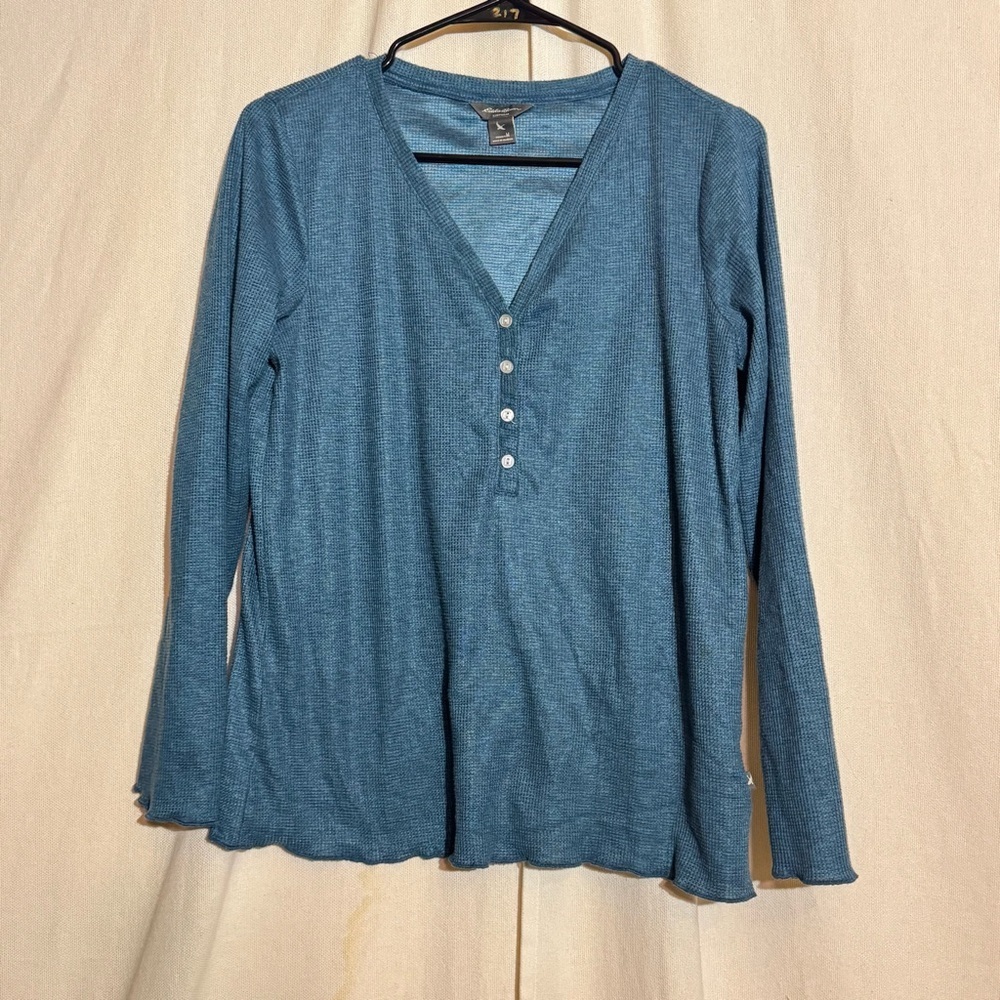 Eddie Bauer // teal blue v neck long sleeves waffle knit top size medium ap2